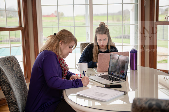 OnlineEducation0420ALW_0967