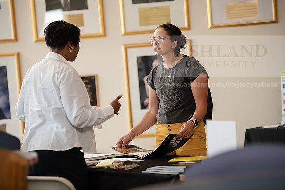 CareerGradFair0919ALW_7647