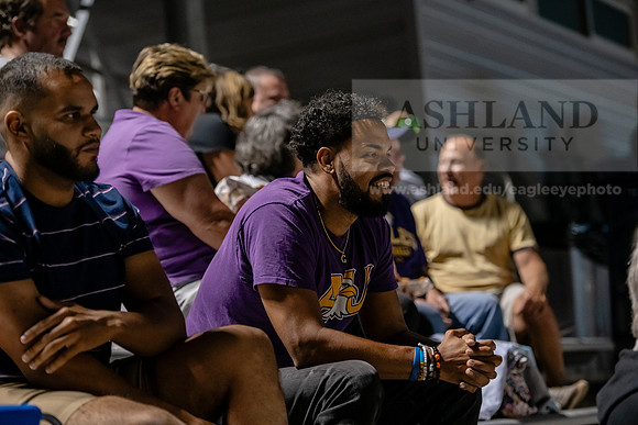 AUvIUPFootball0924AWB_3964