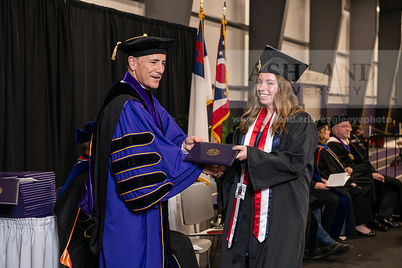 141SpGradBachelorNursing0524AWB_9799