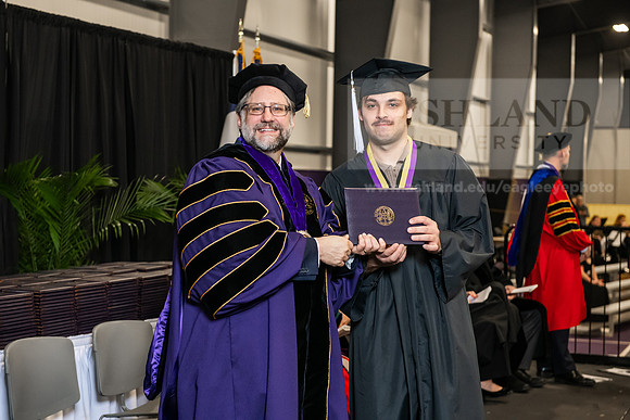 140SPGradBachelorArts0525AWB_3490