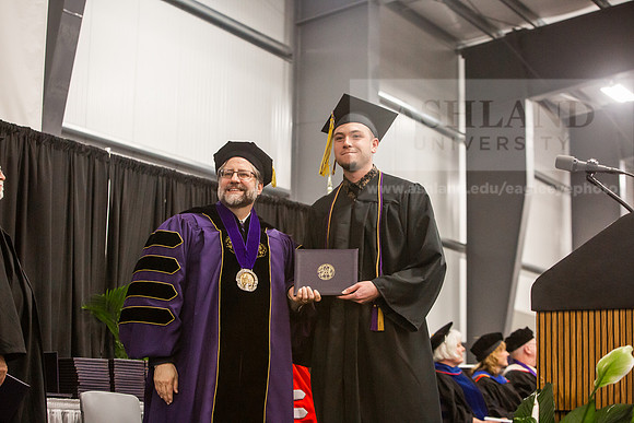 030SpGradBachelorSciBusAdmin0525JH6Q8B9360