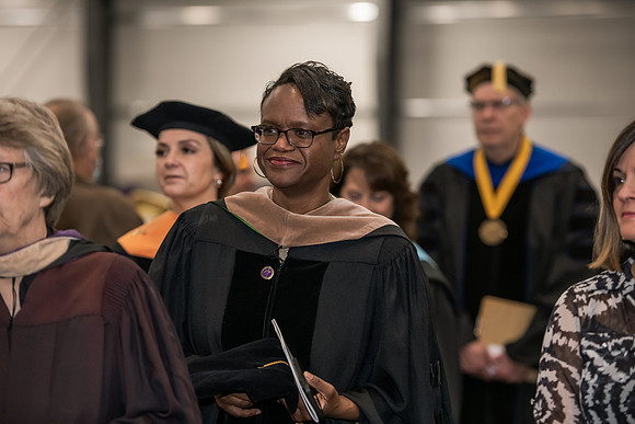 174WIGradProcessional1222ALW_0223