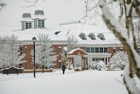 WinterCampusLife0123ALW_3081