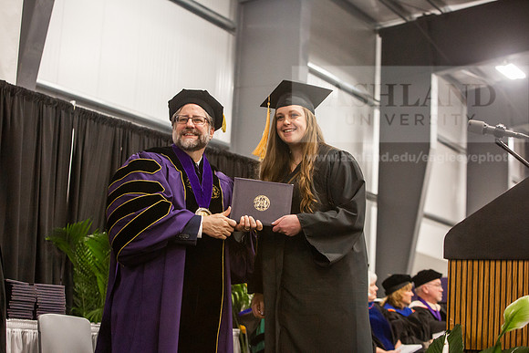 113SpGradBachelorSciNursing0525JH6Q8B9769