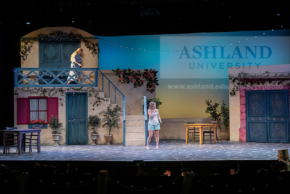 TheatreMammaMia0220ALW_2511