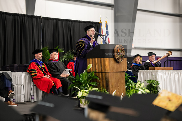 307SpGradCeremony0525AWB_2817