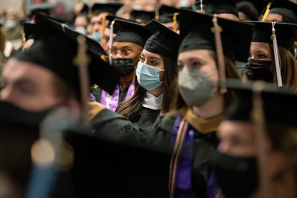 222WiGradCeremony1221ALW_6558