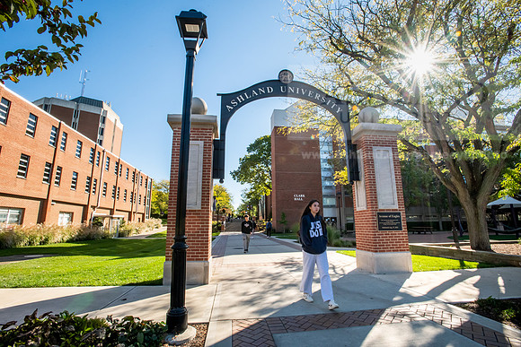 FallCampusLife1024AWB_1481