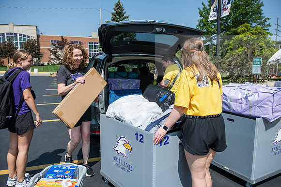 MoveInDay0824AWB_0286