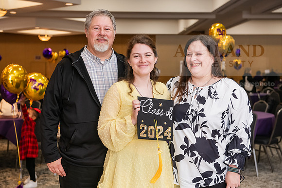 WinterGradCelebration1224AWB_6095