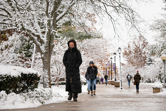 CampusSnow1119ALW_0080