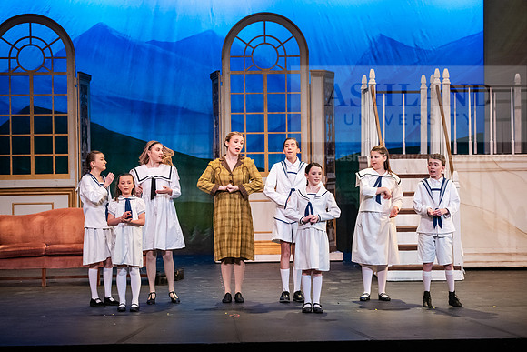 TheatreSoundOfMusic0325AWB_2046