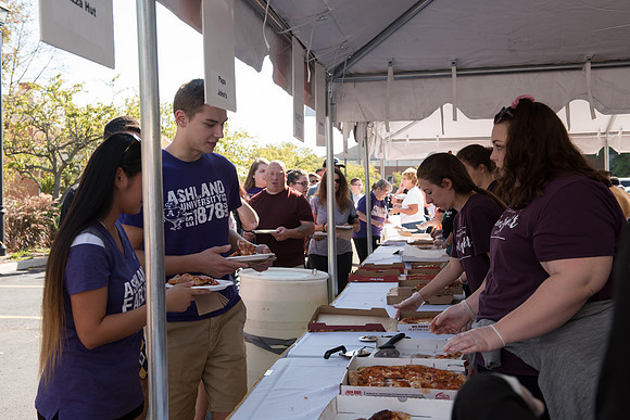 Homecoming - Pizza Pizza Pizza