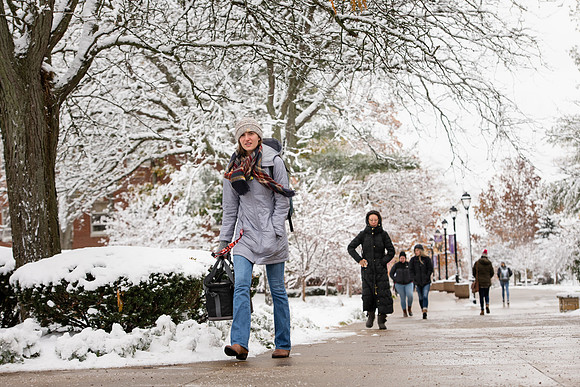 CampusSnow1119ALW_0077