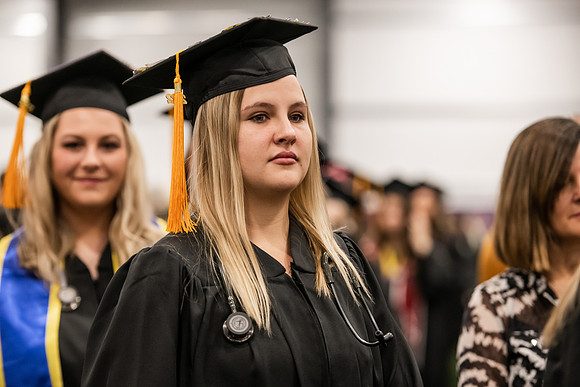 147WIGradProcessional1222ALW_0189