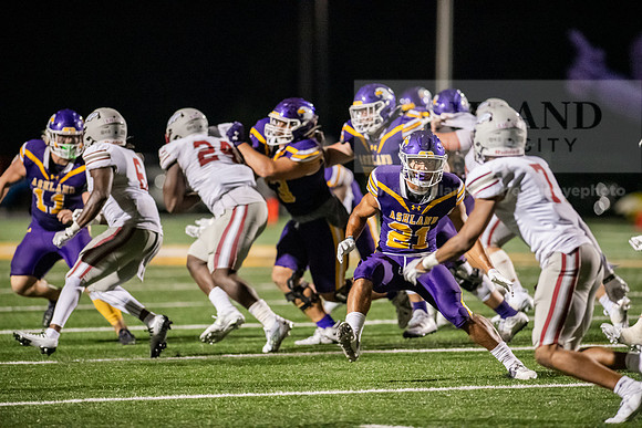 AUvIUPFootball0924AWB_4103