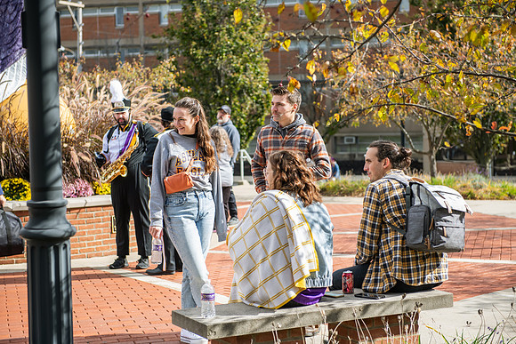HomecomingPizzaX31023AWB_6953