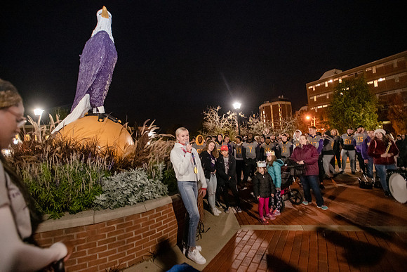 ParadeOfPurple1021ALW_6393