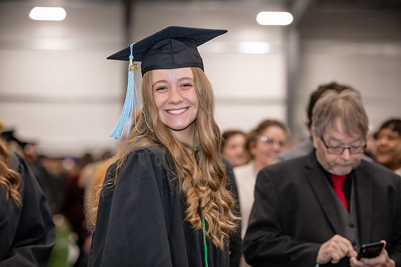 132WIGradProcessional1222ALW_0173