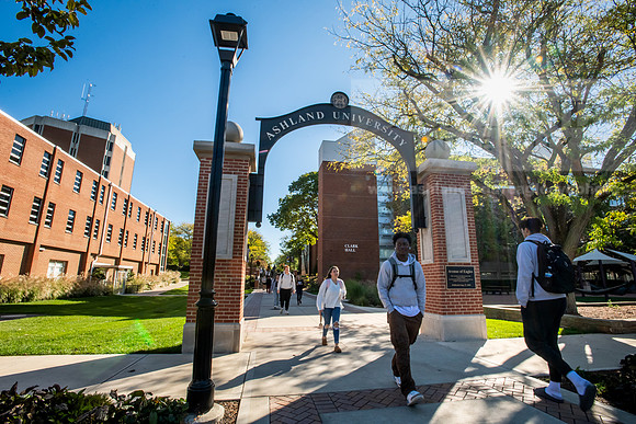 FallCampusLife1024AWB_1505