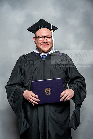 078SpGradMasterArts0525AU-Graduation-2025-Andrew-0553