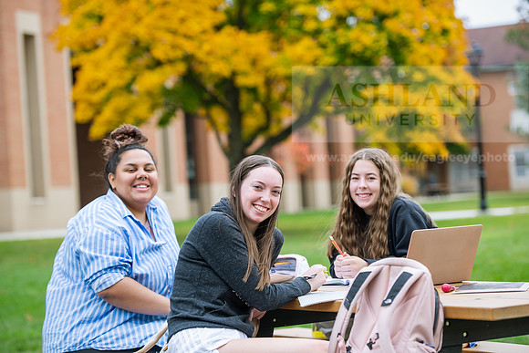 FallCampusLife1022ALW_1347
