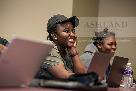 MBADigitalMarketing0324AWB_8272