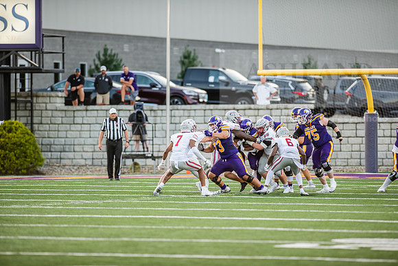 AUvIUPFootball0924AWB_3734