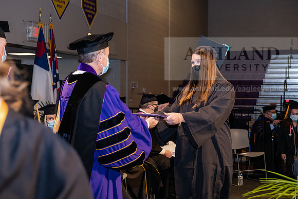 010BachelorNursingWiGrad1221ALW_7082
