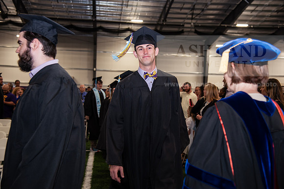 356SpGradProcessional0524TR_DSC_4975