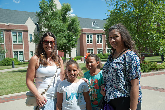 CampusTour0715ALW_3850