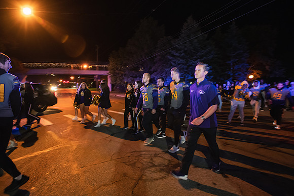 ParadeOfPurple1021ALW_6442