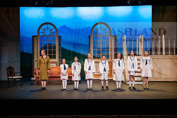 TheatreSoundOfMusic0325AWB_2004