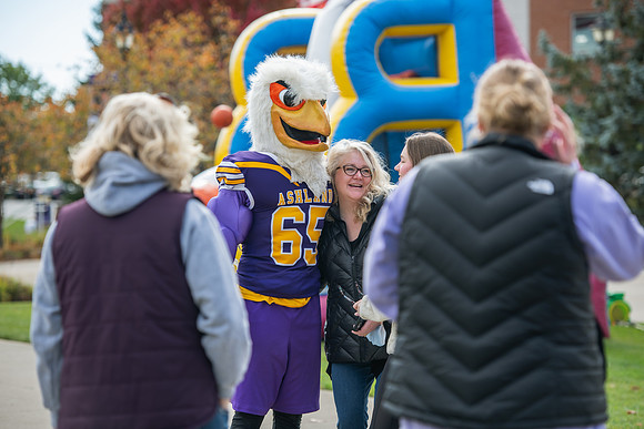 HomecomingPizzaX31023AWB_6781