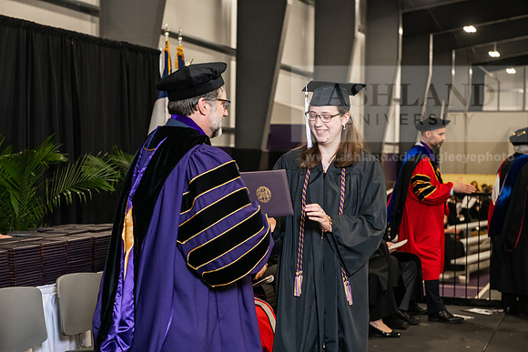 173SPGradBachelorArts0525AWB_3516