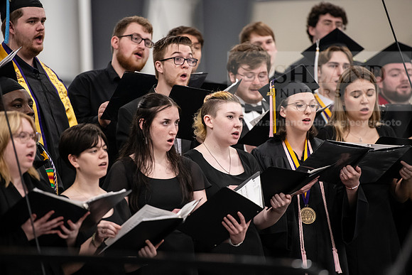 051SPGradCeremony0524AWB_8852