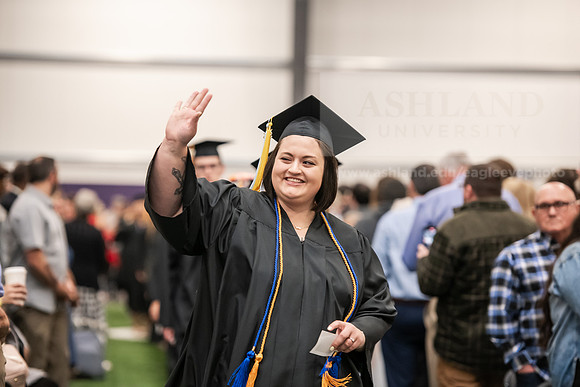 342SpGradProcessional0525AWB_2562