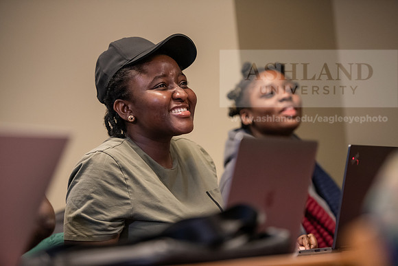 MBADigitalMarketing0324AWB_8266