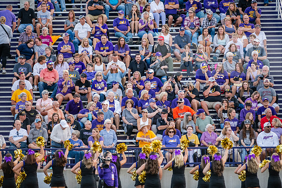 AUvIUPFootball0924AWB_3750