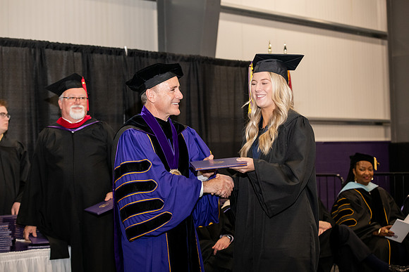 106SPGraduates0522ALW_1516