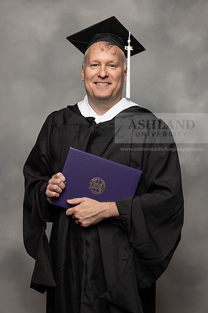 045SpGradMasterArts0524CCP10819