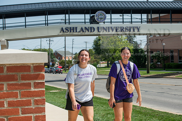 MoveInDay0824AWB_0142