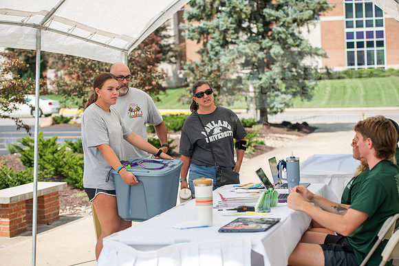 MoveInDay0824AWB_0377
