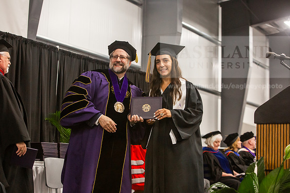 181SpGradBachelorSciBusAdmin0525JH6Q8B9446