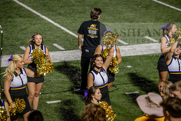 AUvIUPFootball0924AWB_3973