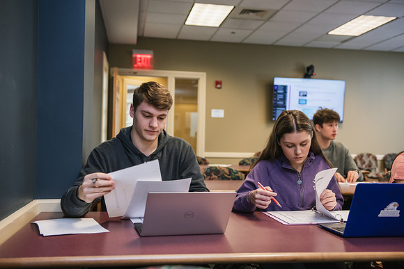 AccountingIndividualTaxClass0324AWB_4649
