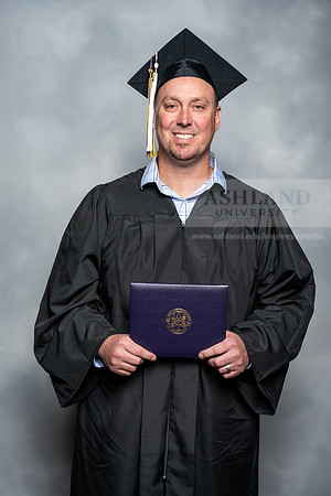171SpGradBachelorArts0525AU-Graduation-2025-Andrew-0652