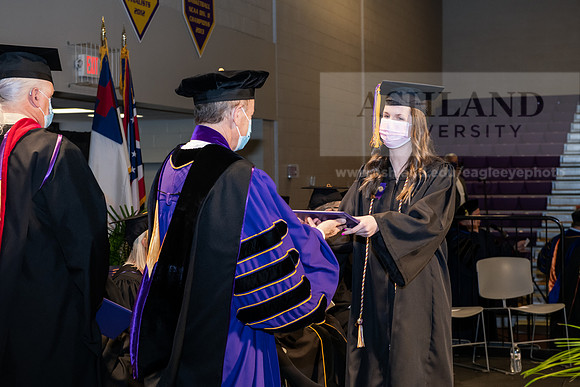 077BachelorNursingWiGrad1221ALW_7131