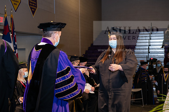 034BachelorNursingWiGrad1221ALW_7099